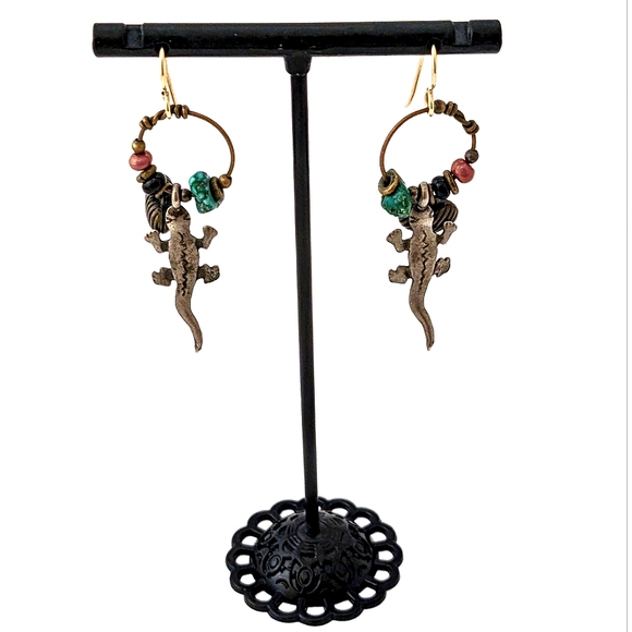 Gecko Lizard Hoop Dangle Earrings - Picture 1 of 2